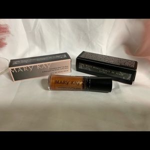 😍 Lip Gloss MARY KAY NWT